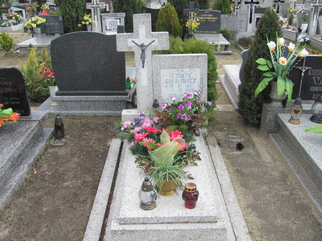 Grób Regina Chomicz