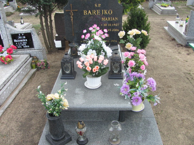 Grób Lech Barejko