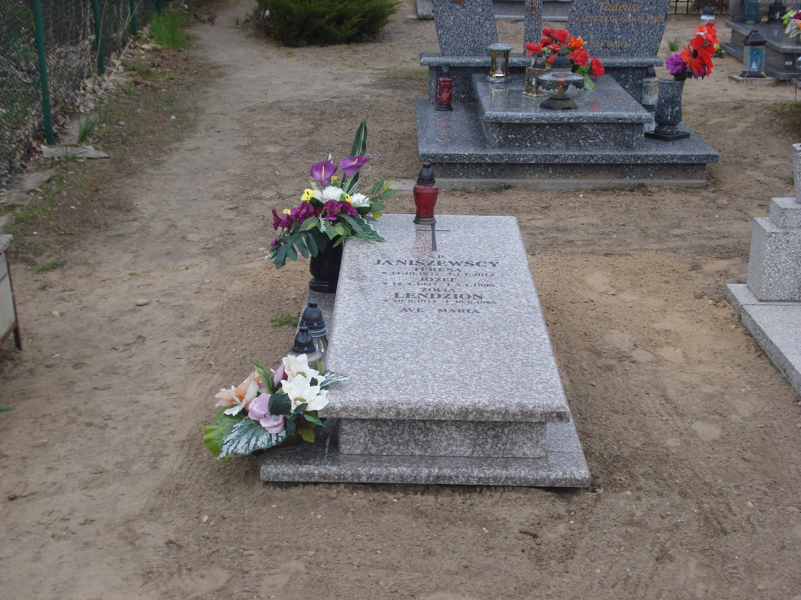 Grób Józef Janiszewski