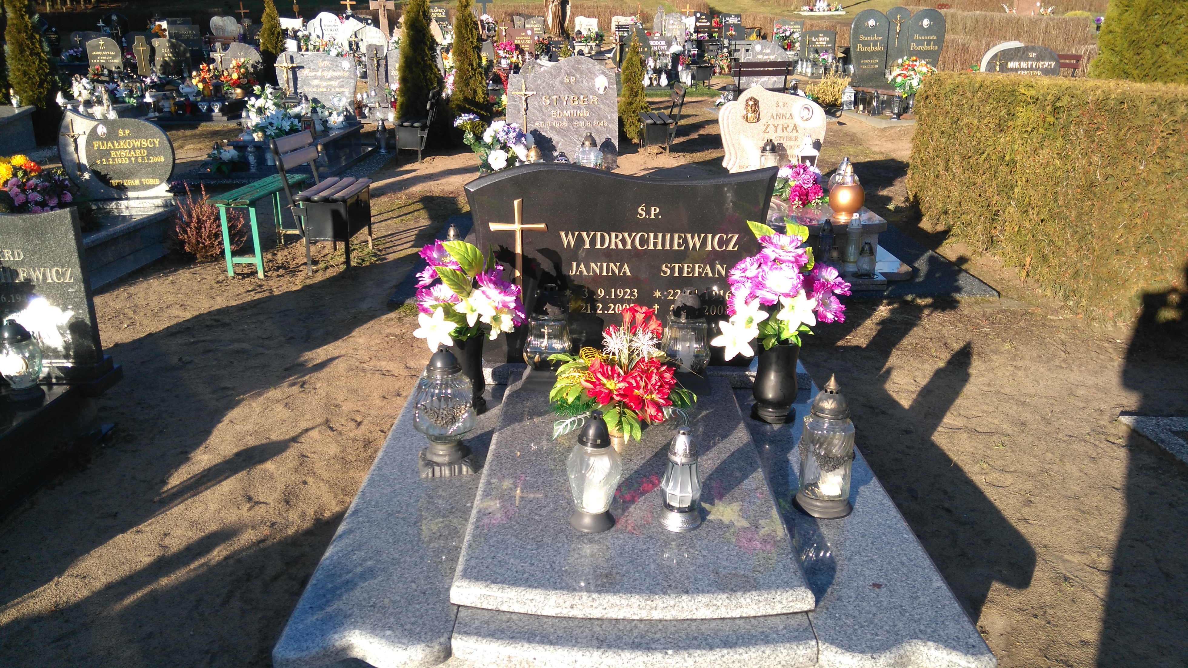 Grób Stefan Wydrychiewicz