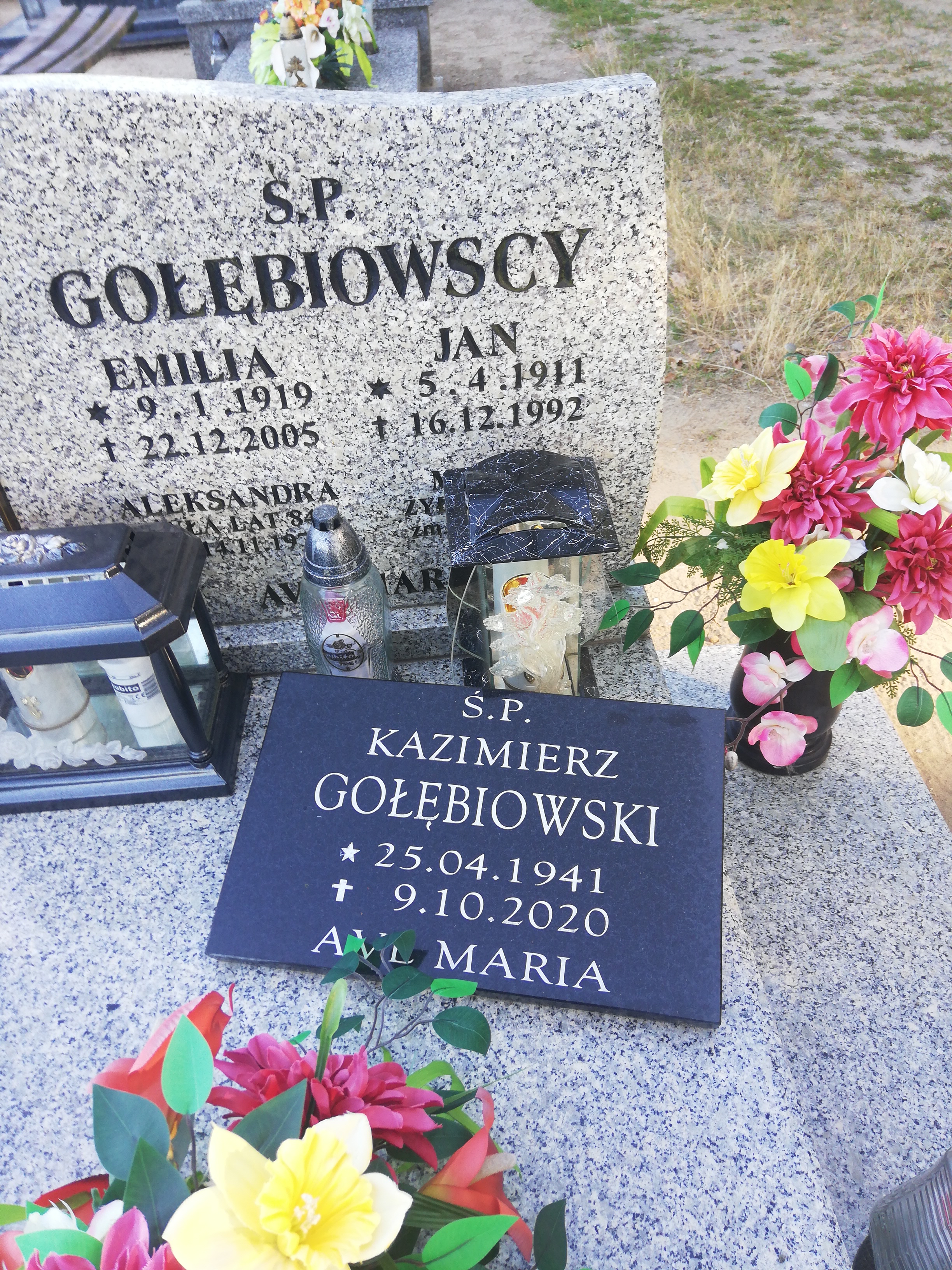 Grób Emilia Gołębiowska